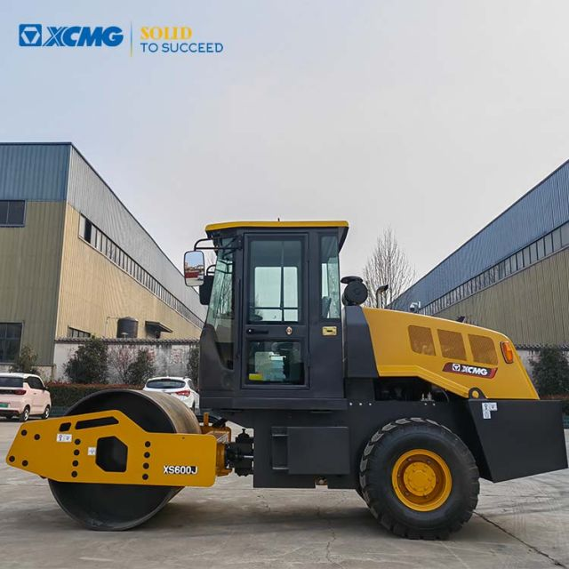 XCMG Official Used Factory 6 Ton Vibratory Small Roller XS600J Single Drum Road Roller Price